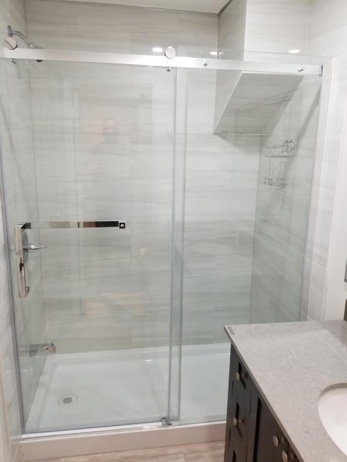 Hôtel Xs Dealz à Toronto Extérieur photo